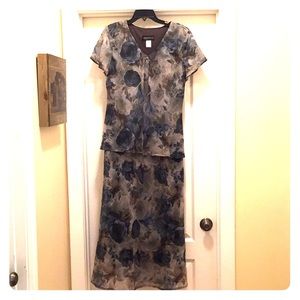 Connected Apparel GrayGreen Navy Floral Dress